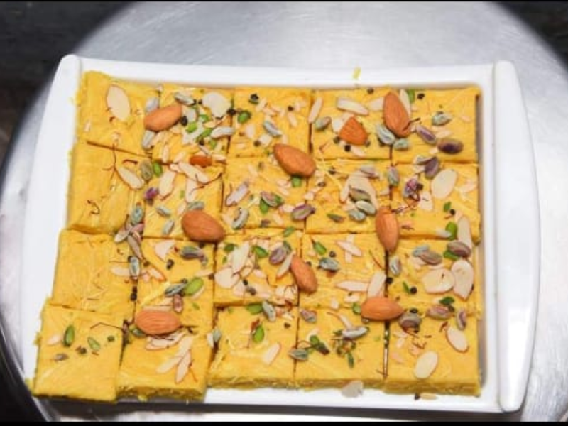 Manufacturer, Exporter, Importer, Supplier, Wholesaler, Retailer, Trader of Desi Ghee Patisa in Kanpur, Uttar Pradesh, India.